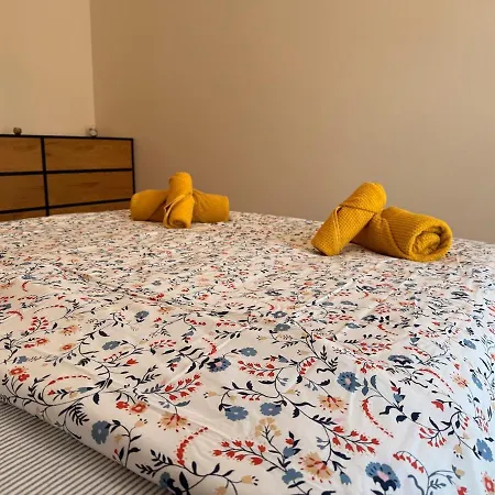Family With Sauna I Free Private Parking Apartamento